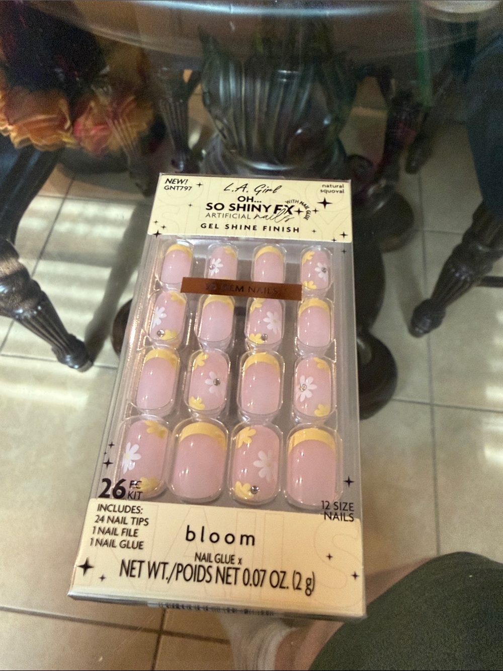 LA Girl So Shiny FX Bloom Pink Floral Press-On Nails - Picture 4 of 7
